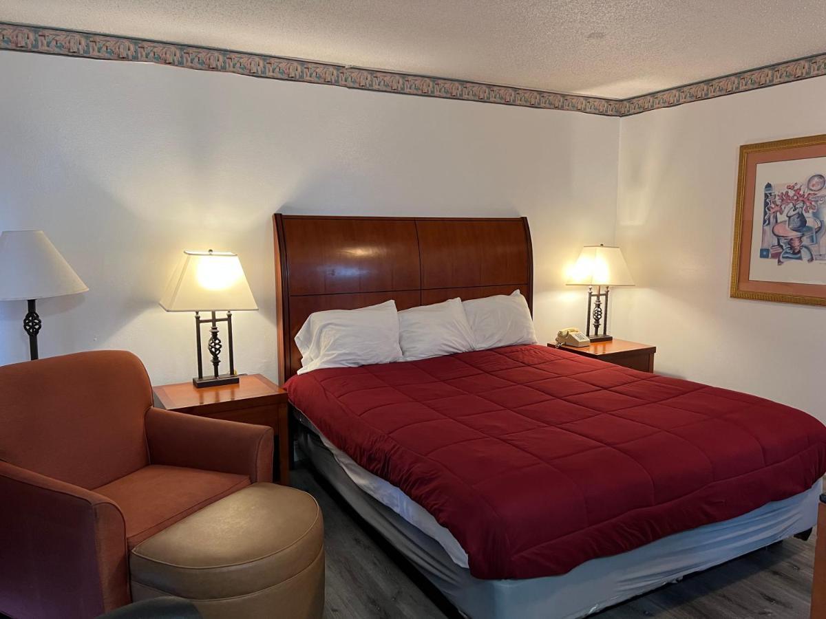American Inn - Перрис Экстерьер фото