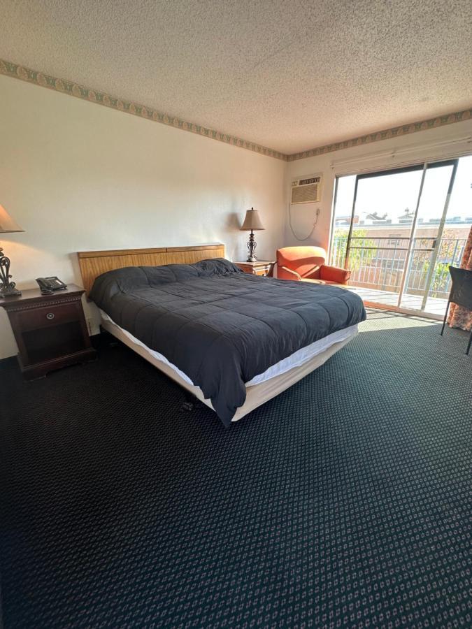 American Inn - Перрис Экстерьер фото